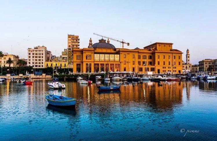 Appartamento Casa di Fló Bari Esterno foto